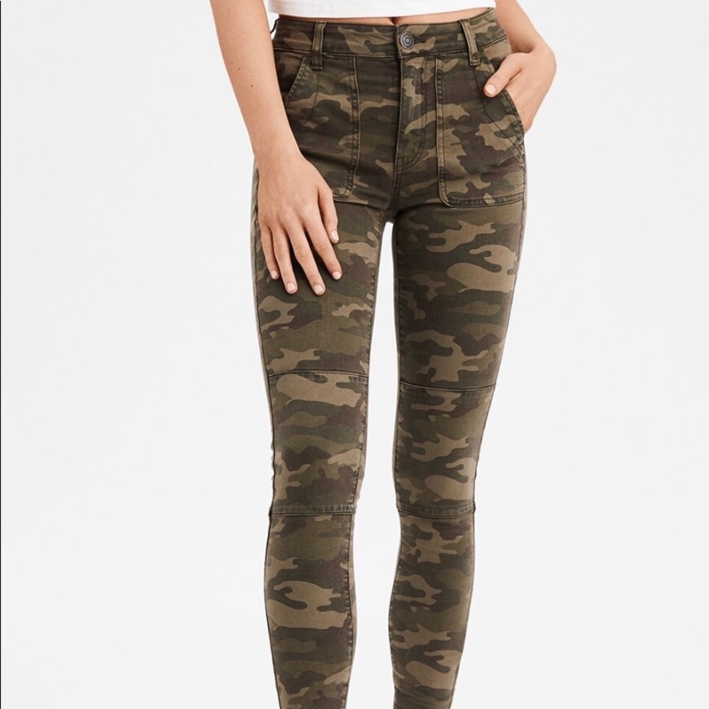 American Eagle High Waisted Camp Jegging